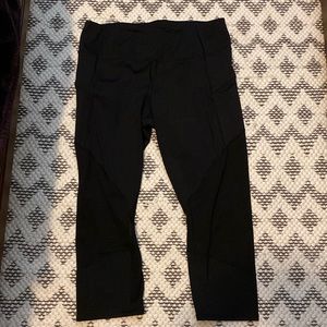 Black Mesh Knee Athleta Leggings